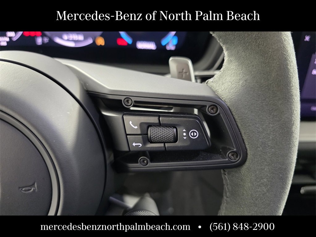 Used 2025 Porsche Cayenne GTS image 21