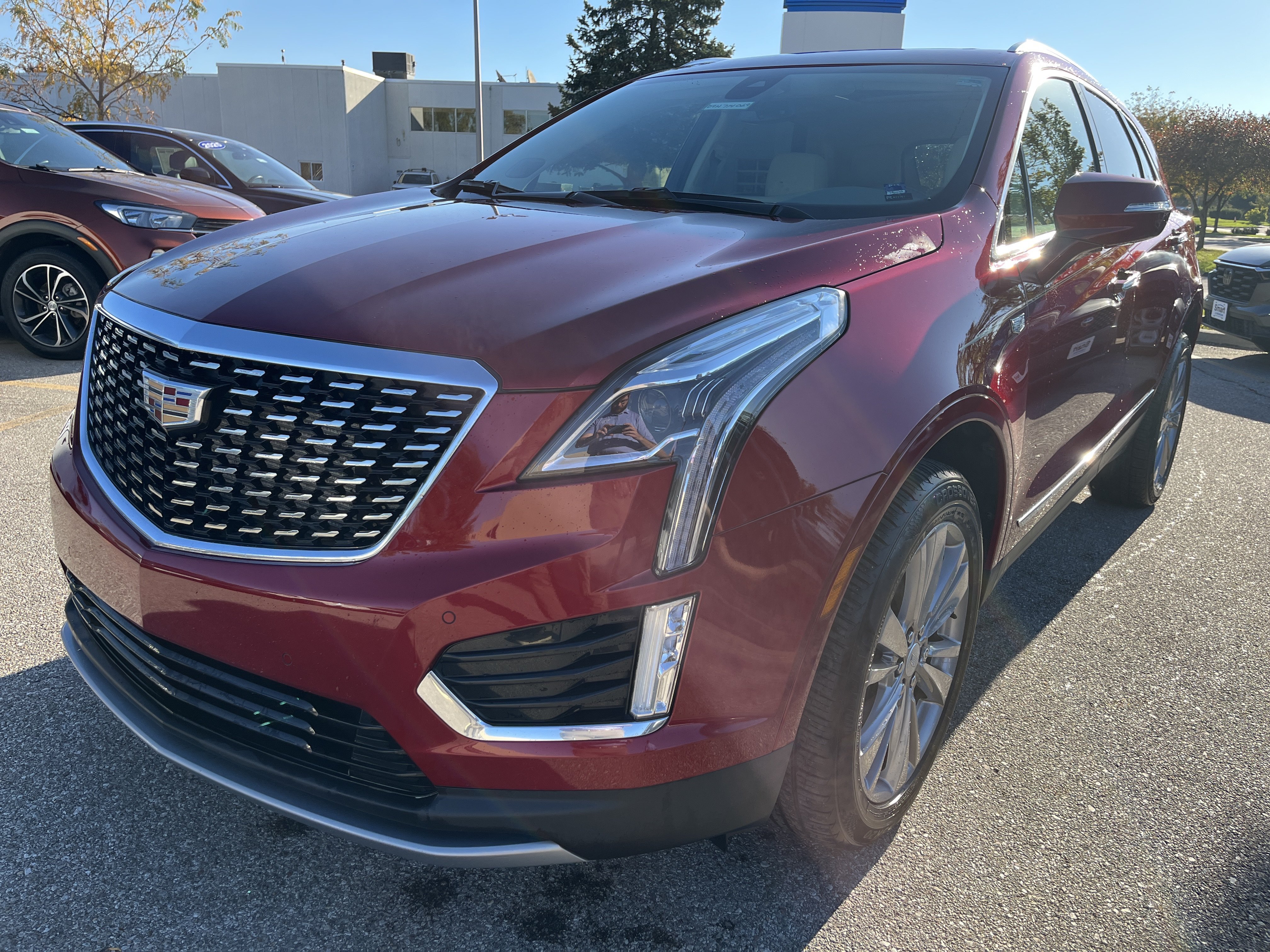 Used 2024 Cadillac XT5 Premium Luxury w/ LPO, Floor Liner Package AWD/4WD image 2