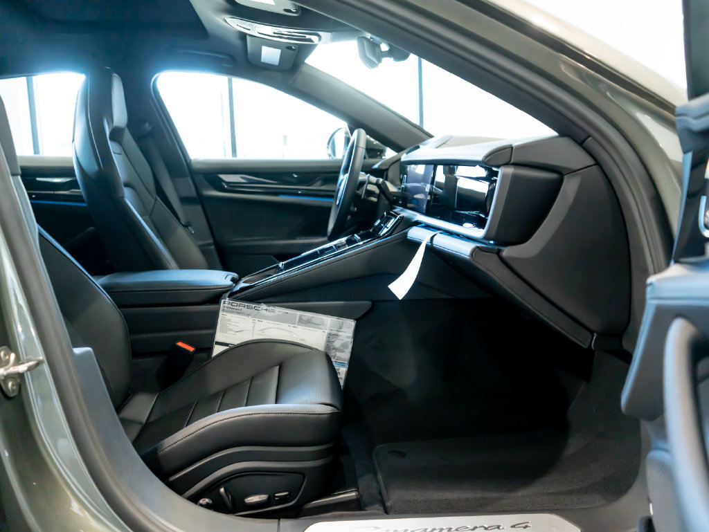New 2026 Porsche Panamera 4 AWD/4WD image 27
