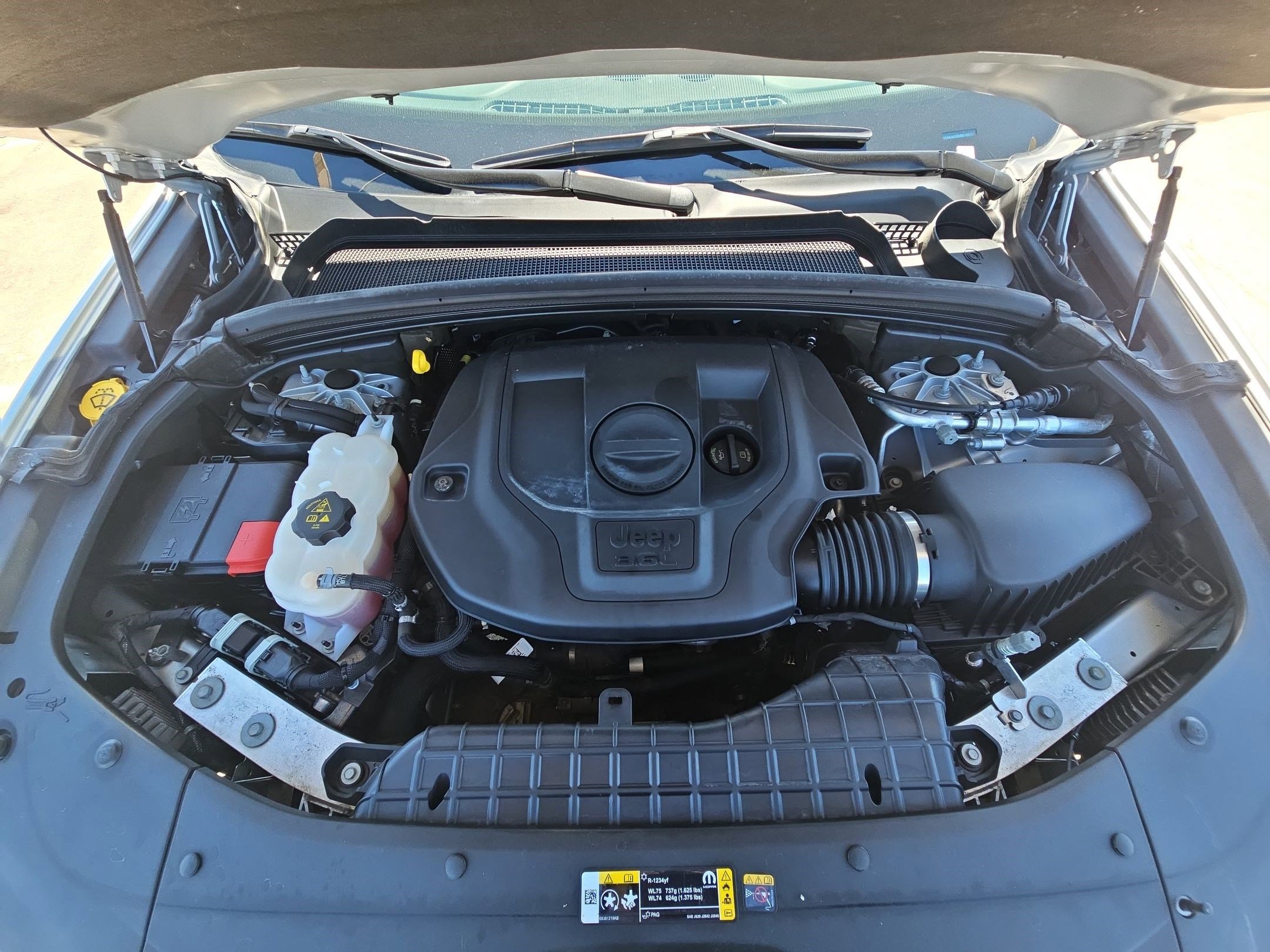 Used 2021 Jeep Grand Cherokee L Overland w/ Luxury Tech Group IV image 34