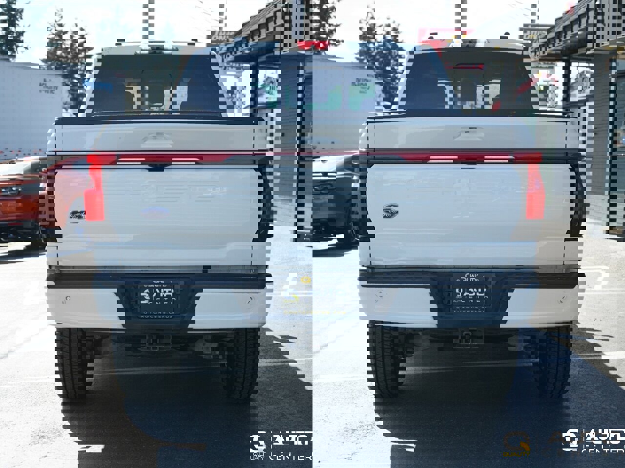 Used 2023 Ford F150 Lightning Lariat image 5