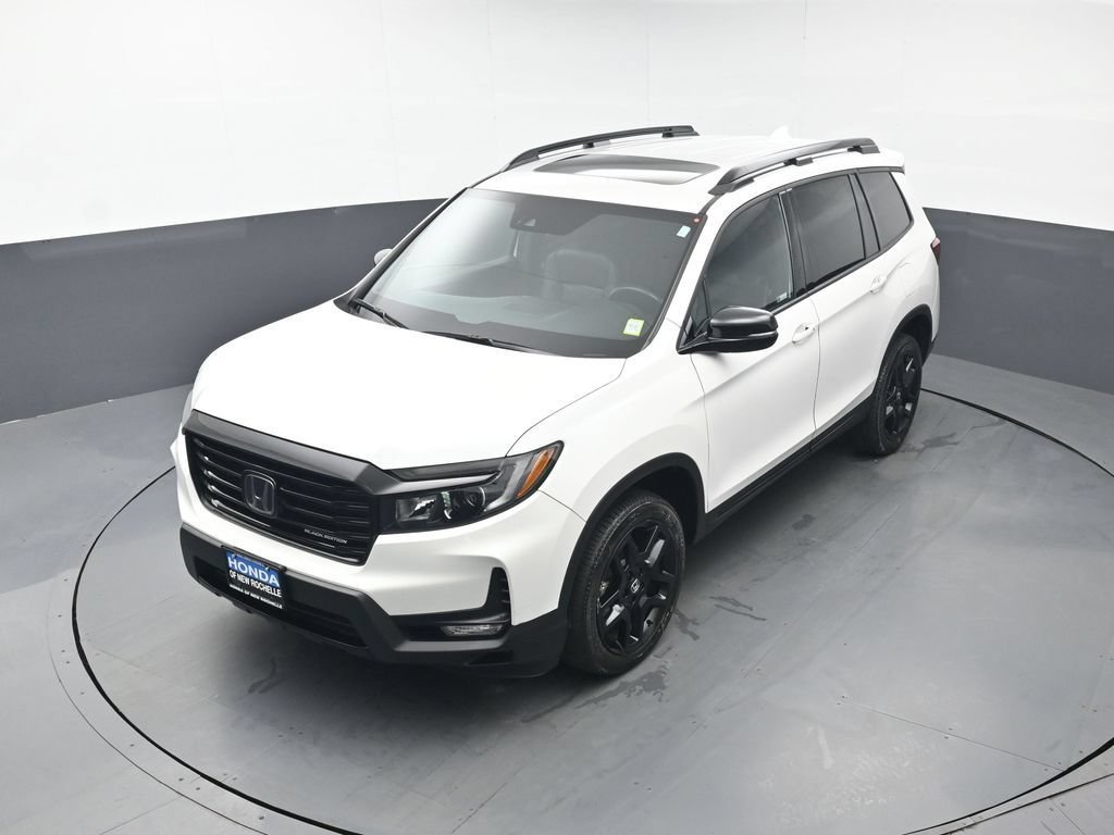 Certified 2024 Honda Passport Black Edition image 37
