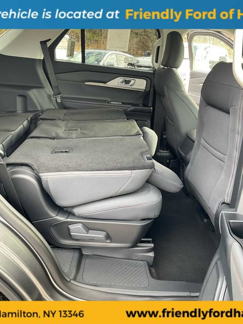 Used 2026 Ford Explorer Active AWD/4WD image 45