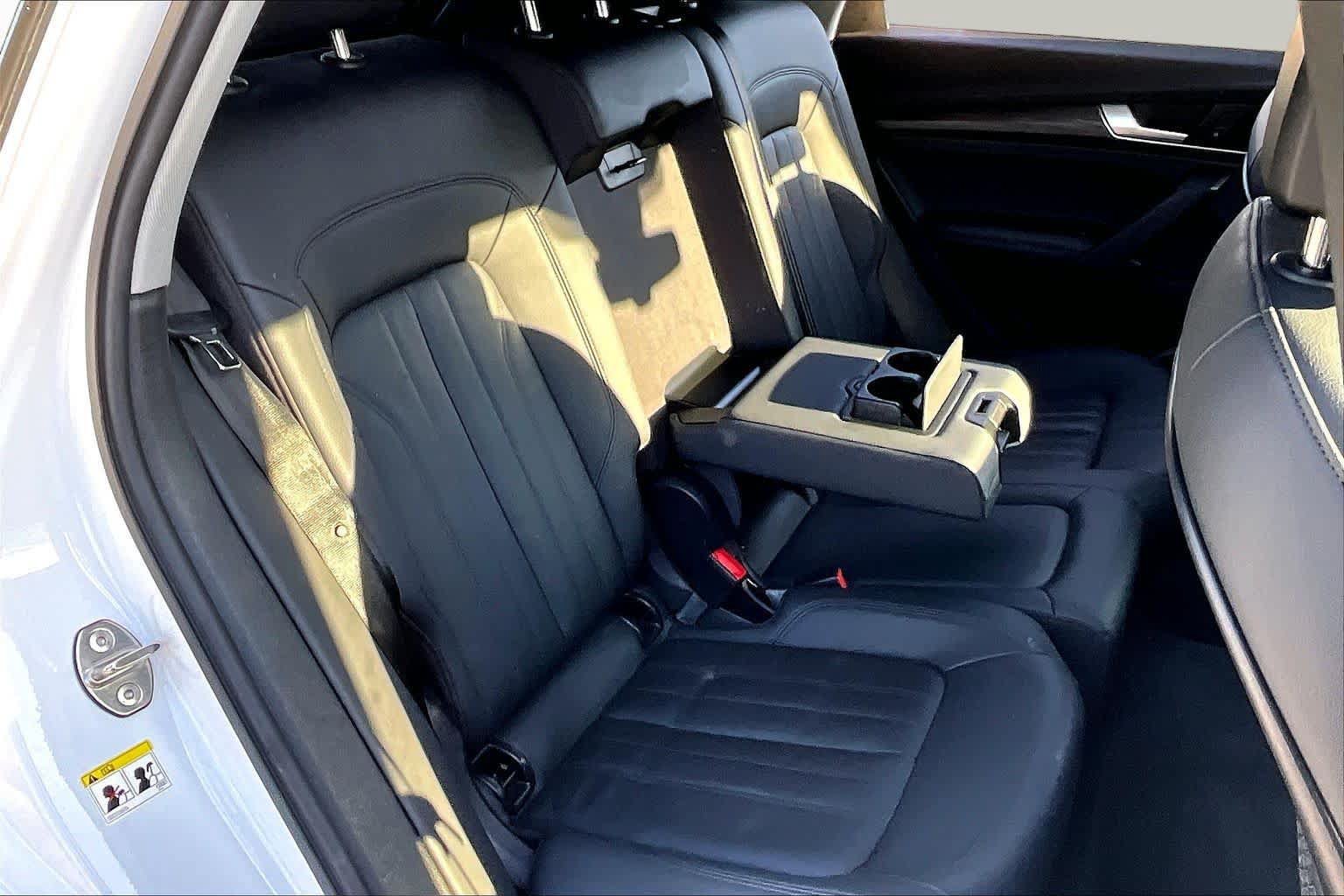 Used 2020 Audi Q5 e Prestige AWD/4WD image 19