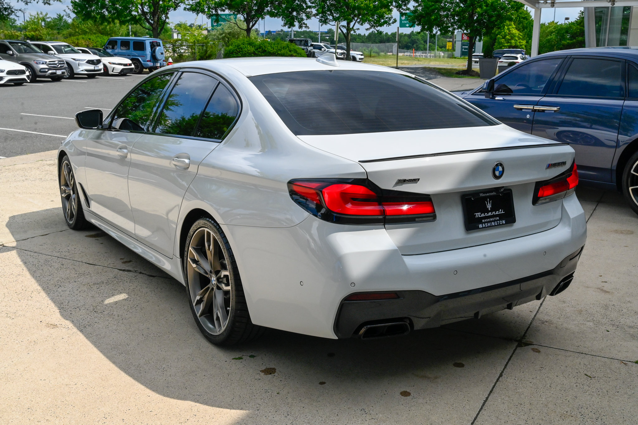 Used 2021 BMW M550i xDrive w/ Executive Package AWD/4WD image 7