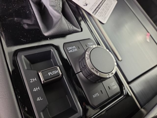 New 2026 Toyota Sequoia Platinum AWD/4WD image 27