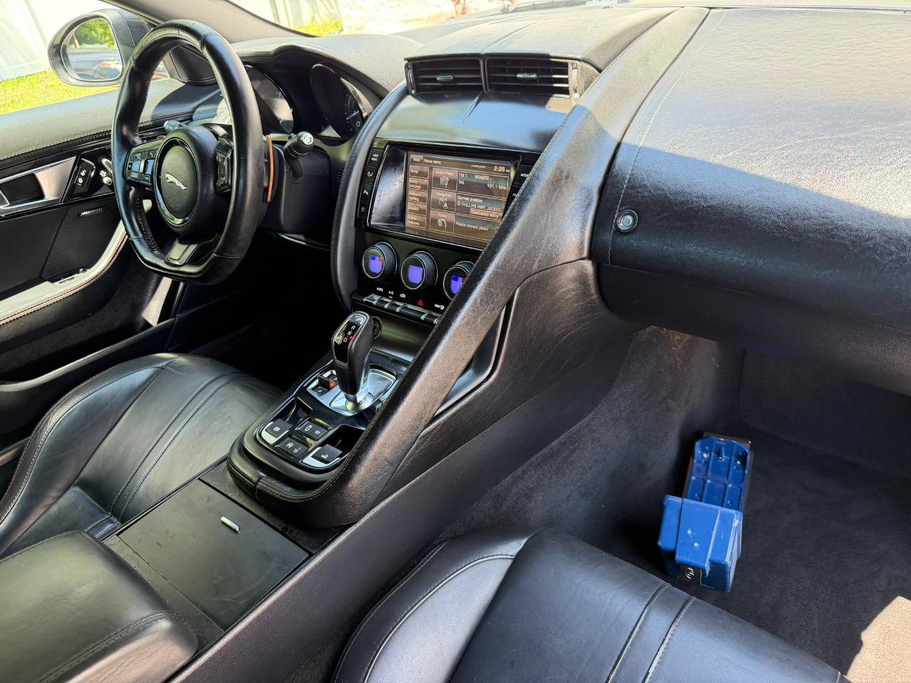 Used 2014 Jaguar F-TYPE S RWD image 46