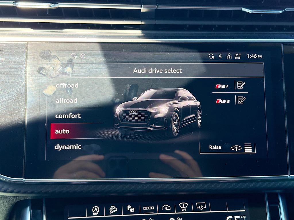 Used 2023 Audi RS Q8 image 34