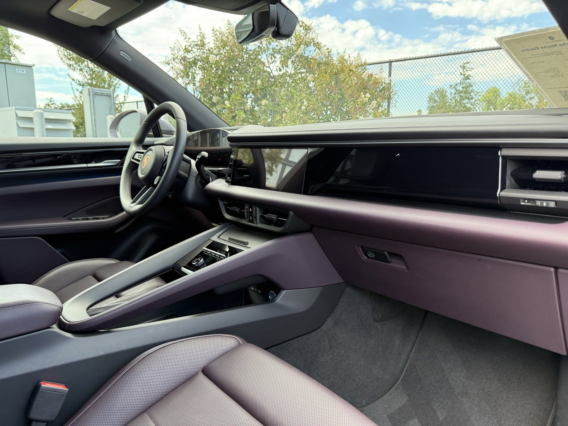 Used 2025 Porsche Macan Electric image 23