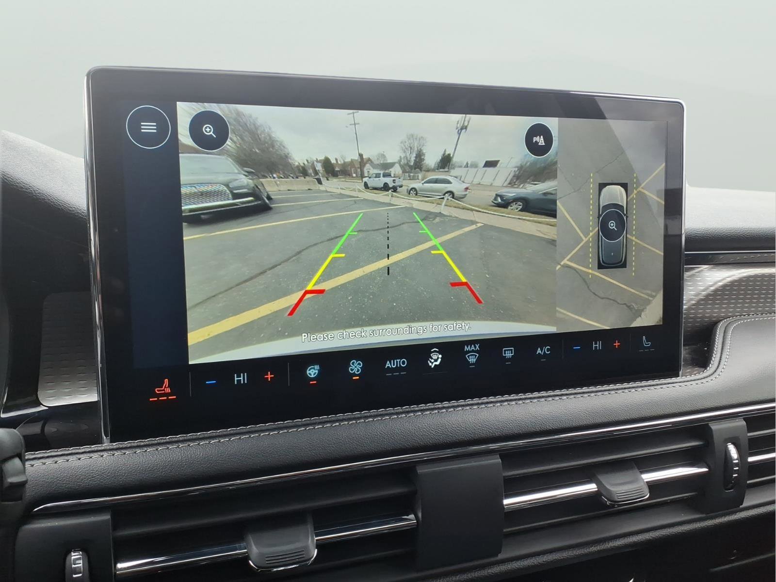 Used 2023 Lincoln Corsair Reserve w/ Equipment Group 201A AWD/4WD image 18