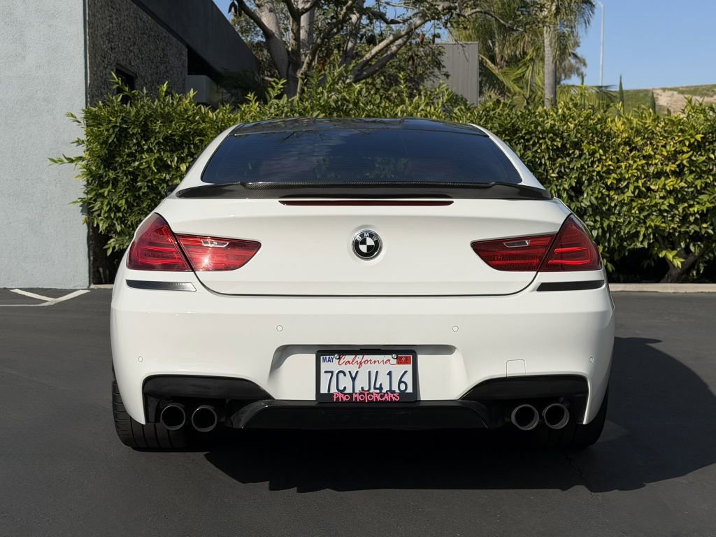 Used 2017 BMW M6 Coupe image 7