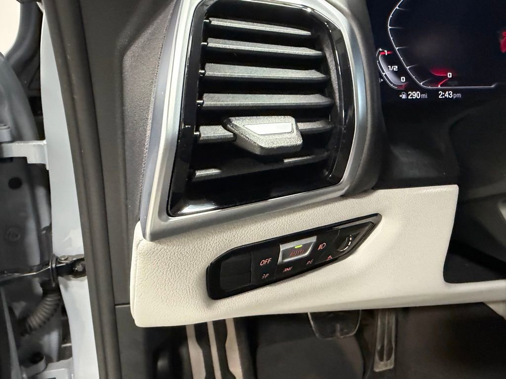 Used 2023 BMW M8 Competition image 22