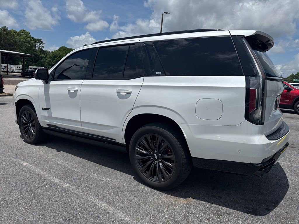 Used 2023 Cadillac Escalade V w/ LPO, ONYX Package AWD/4WD image 3