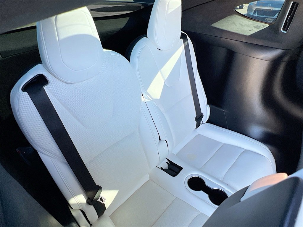 Used 2022 Tesla Model X Plaid image 27