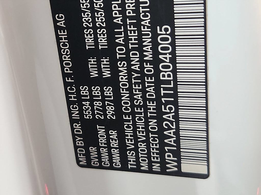 Certified 2026 Porsche Macan AWD/4WD image 28
