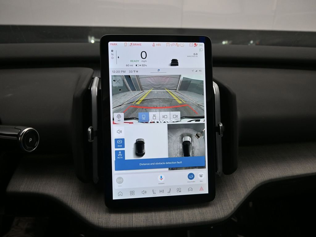 New 2026 Volvo EX30 Cross Country Ultra image 13