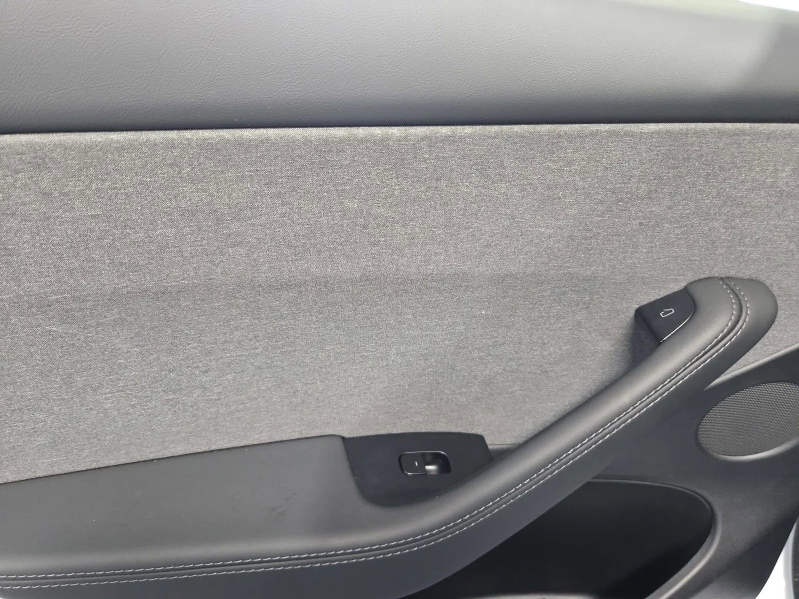 Used 2026 Tesla Model Y Long Range RWD image 11