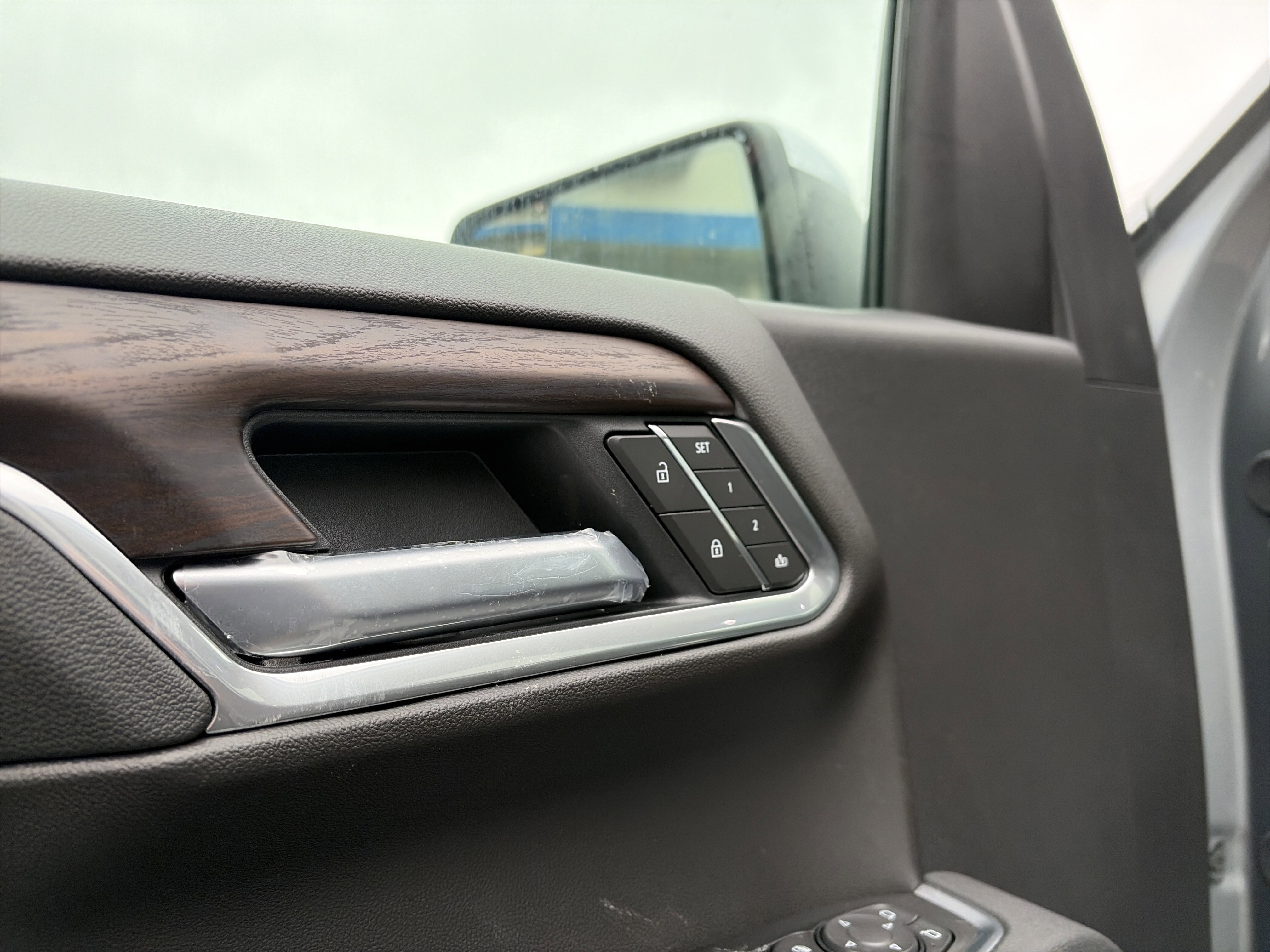 New 2026 GMC Sierra 1500 SLT w/ SLT Premium Package image 17