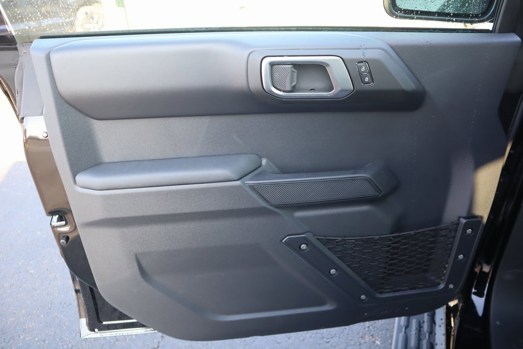 New 2025 Ford Bronco Outer Banks image 18