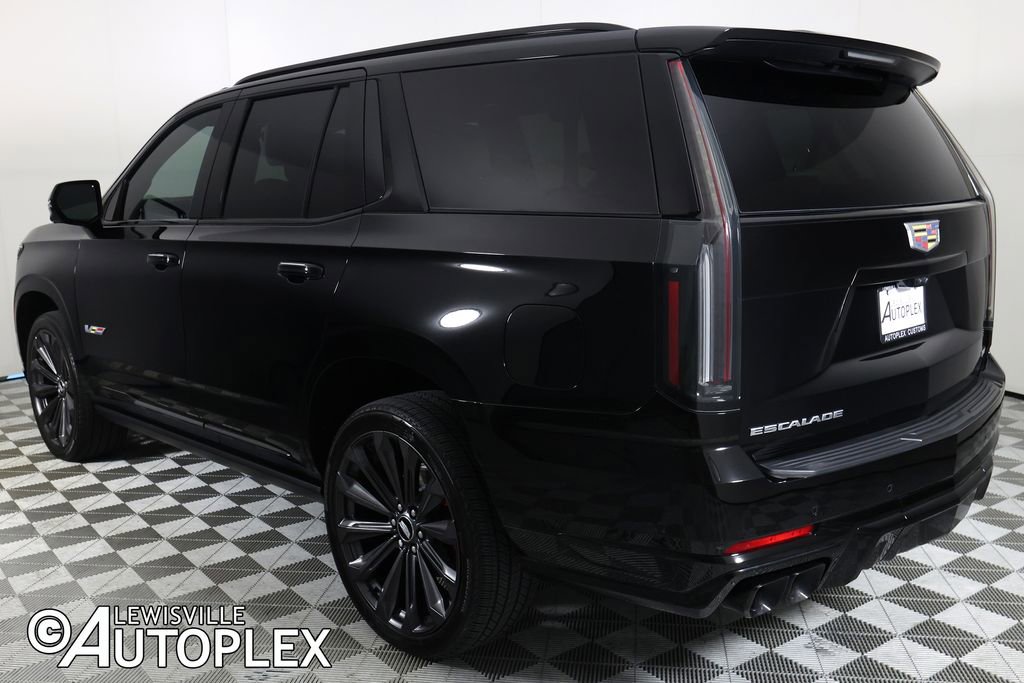 Used 2025 Cadillac Escalade V AWD/4WD image 7