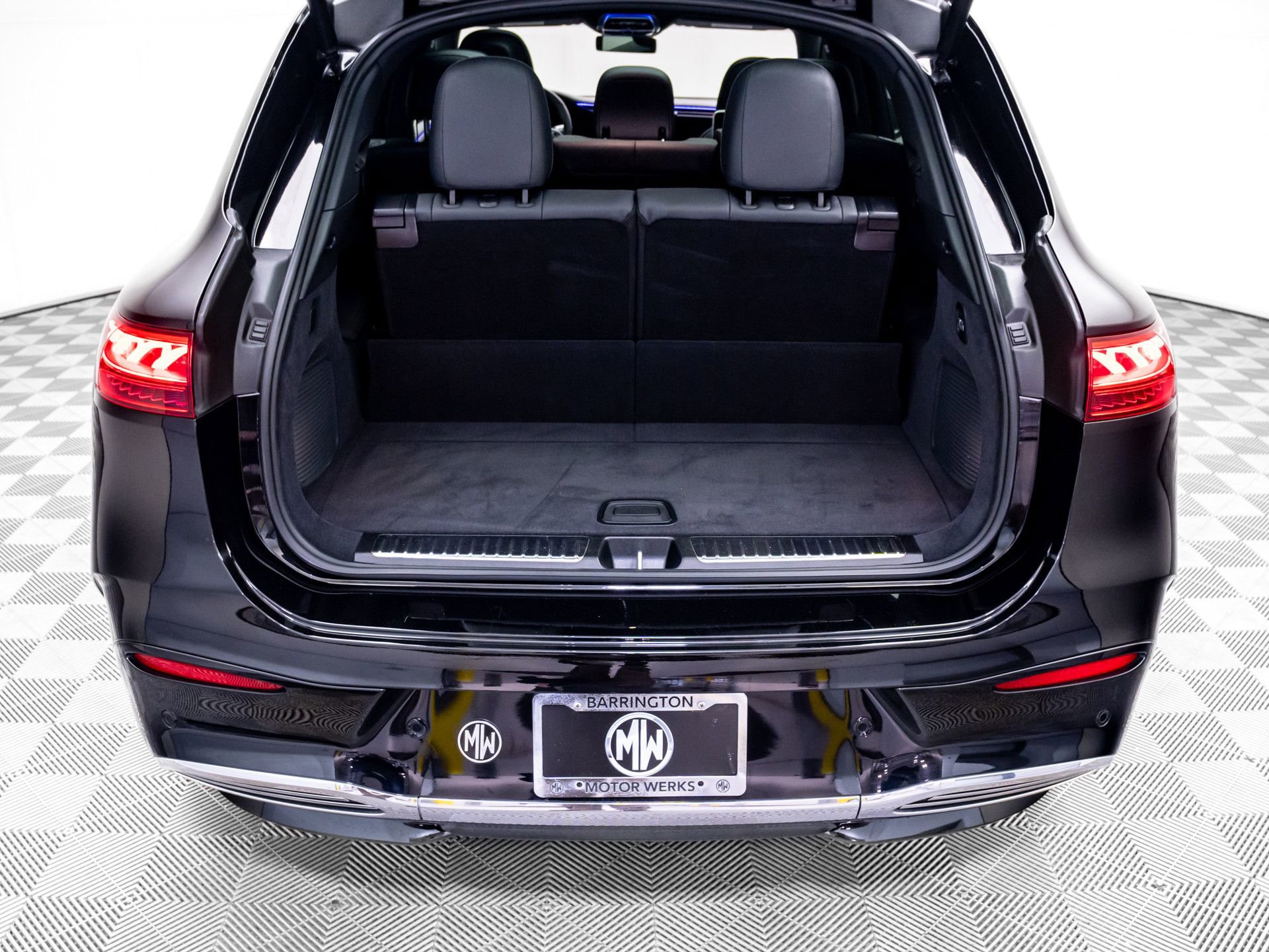 Used 2023 Mercedes-Benz EQS 580 4MATIC SUV image 32