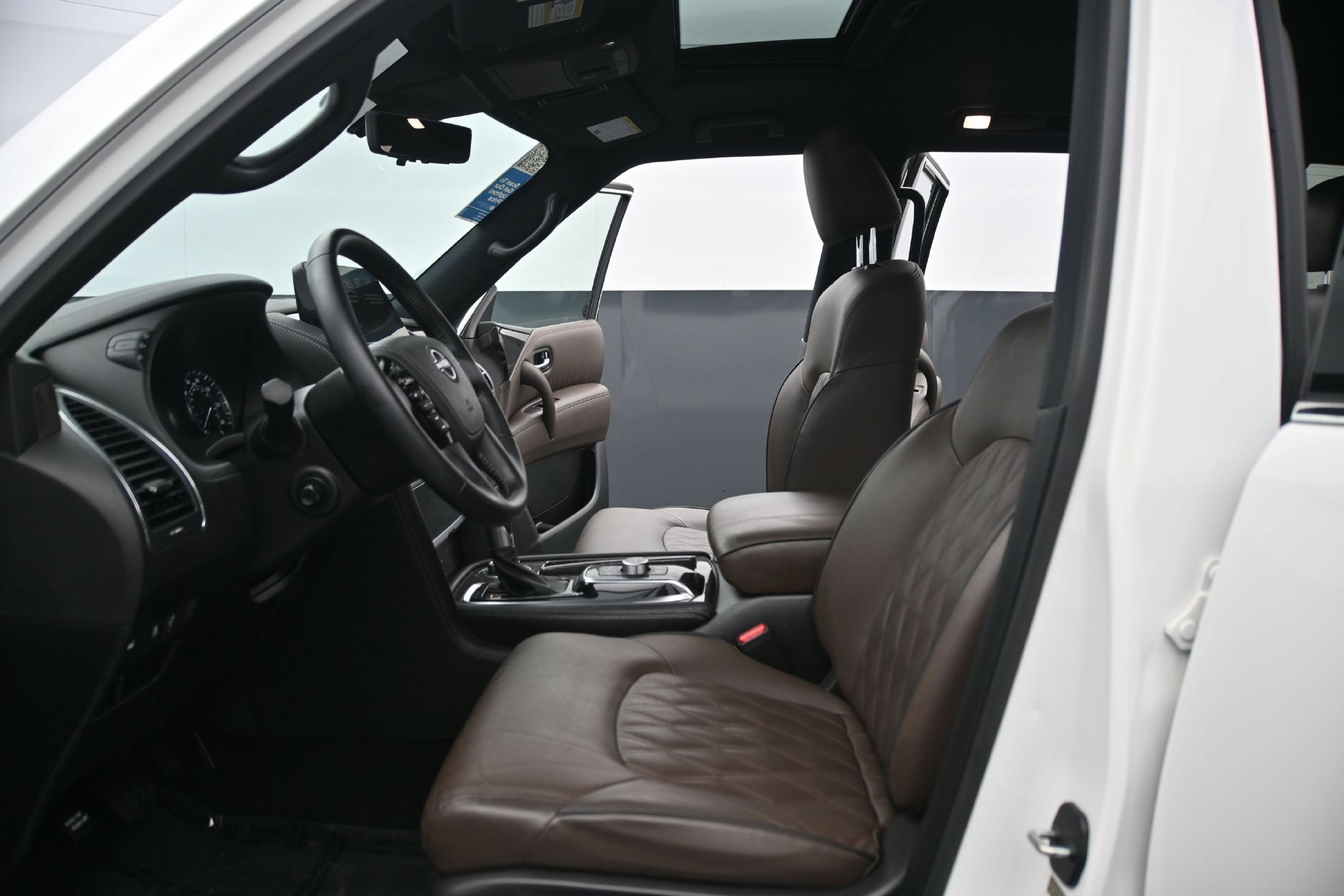 Used 2024 Nissan Armada Platinum w/ Captain's Chairs Package AWD/4WD image 22