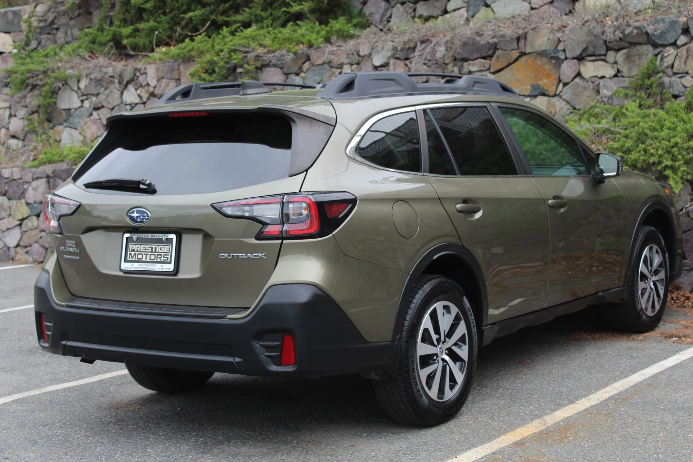 Used 2020 Subaru Outback Premium AWD/4WD image 9