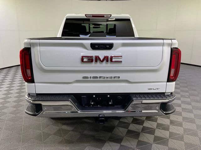 Used 2022 GMC Sierra 1500 SLT w/ SLT Premium Plus Package AWD/4WD image 5