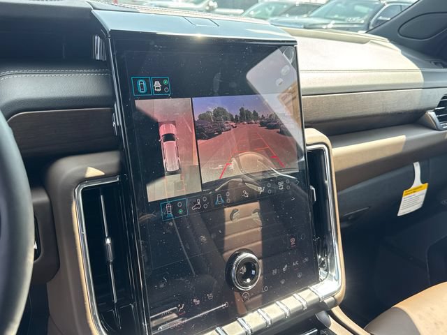 New 2026 GMC Yukon Denali Ultimate AWD/4WD image 24