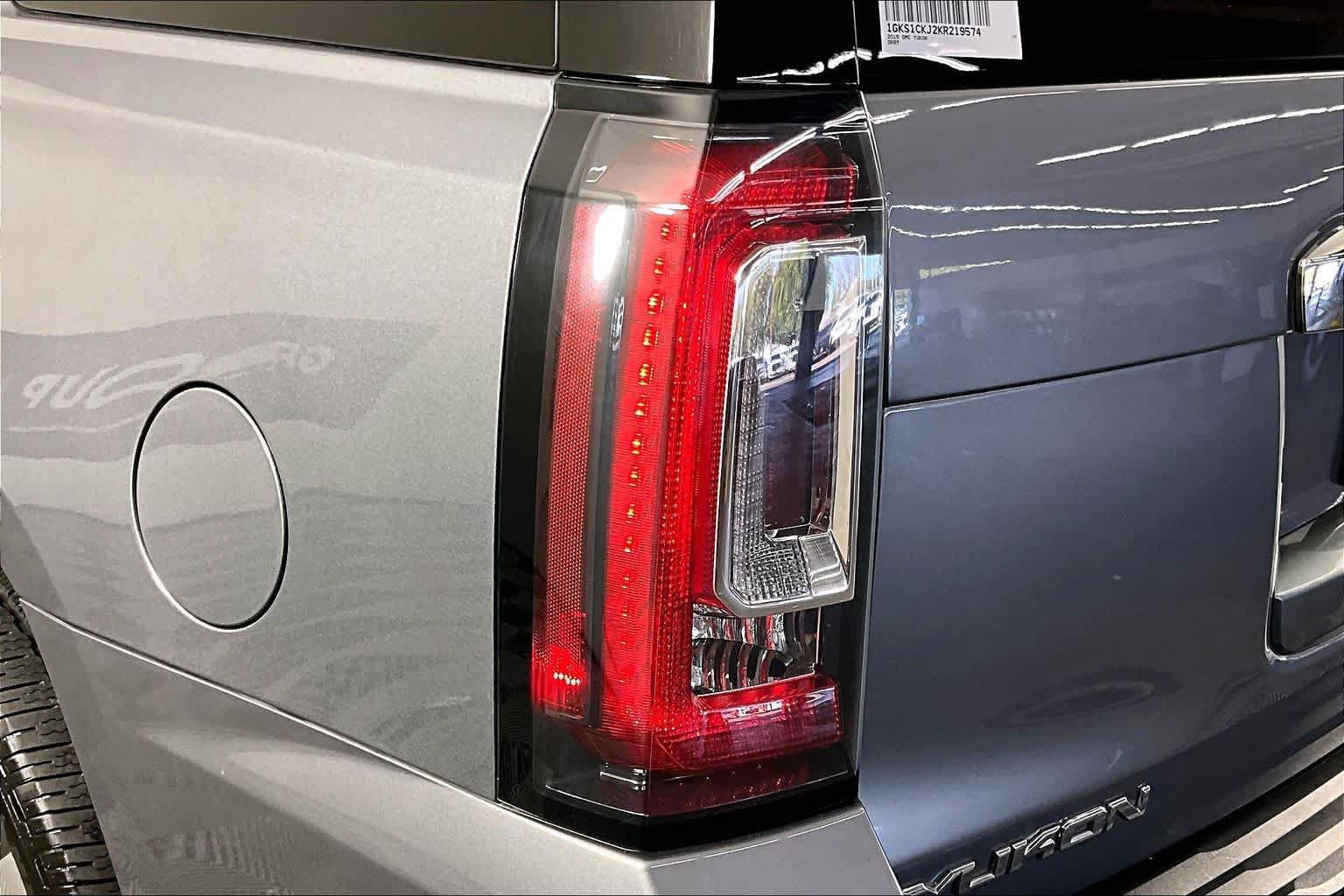 Used 2019 GMC Yukon Denali w/ Denali Ultimate Package RWD image 28