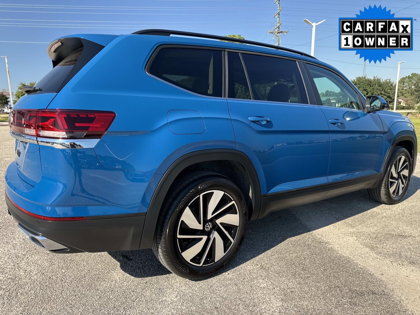 Used 2025 Volkswagen Atlas SE FWD image 4