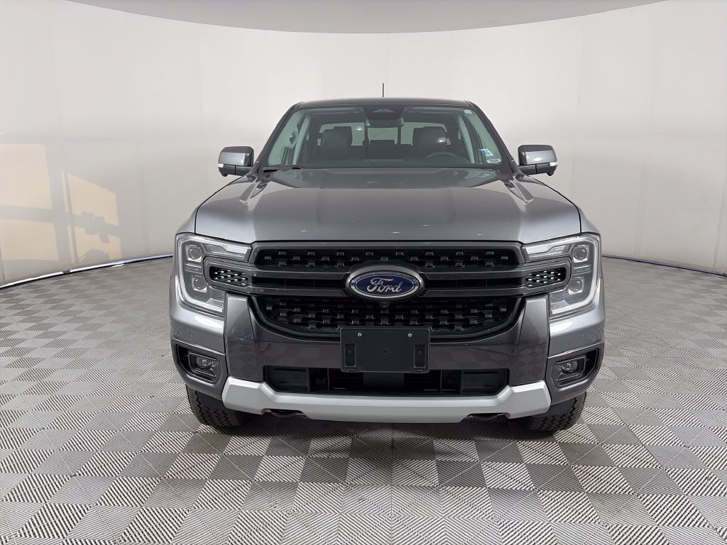 Used 2024 Ford Ranger Lariat w/ FX4 Off-Road Package AWD/4WD image 2
