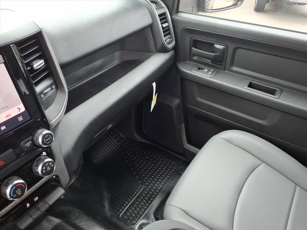 New 2026 RAM 2500 Tradesman w/ Chrome Appearance Group image 18