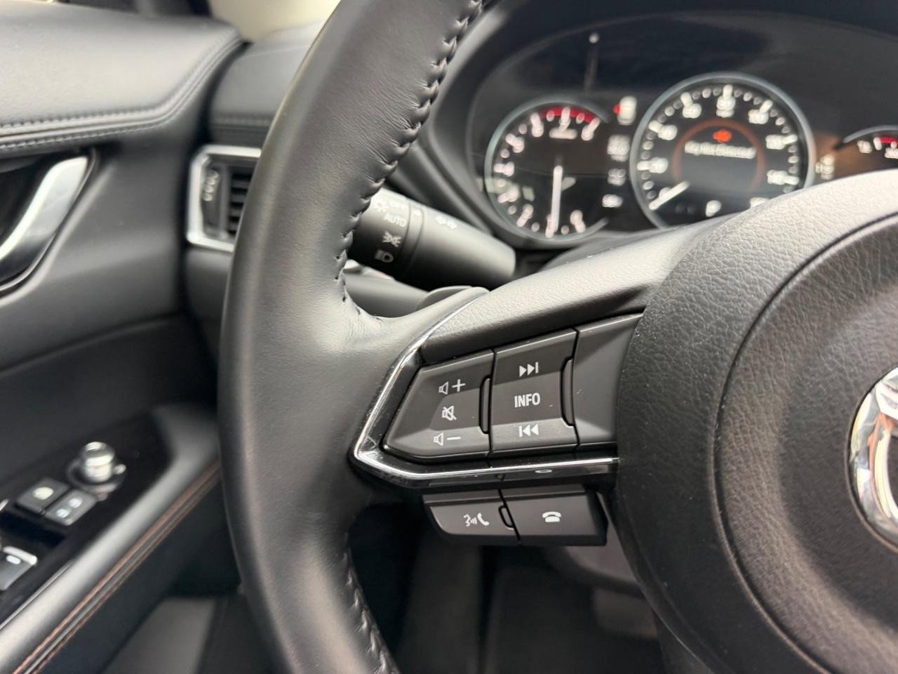 Used 2023 MAZDA CX-5 AWD 2.5 S w/ Premium Package image 15