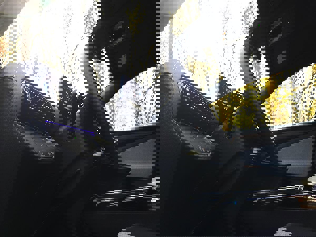 Used 2023 Volkswagen ID.4 Pro image 27