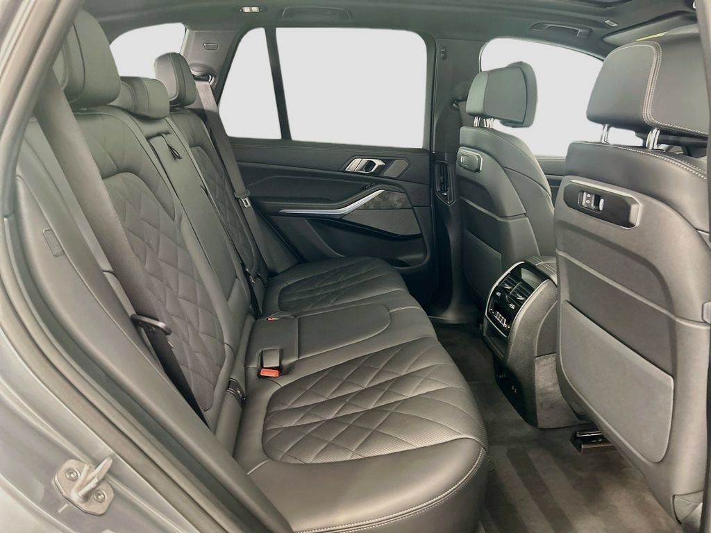 Certified 2026 BMW X5 xDrive50e w/ Climate Comfort Package AWD/4WD image 21