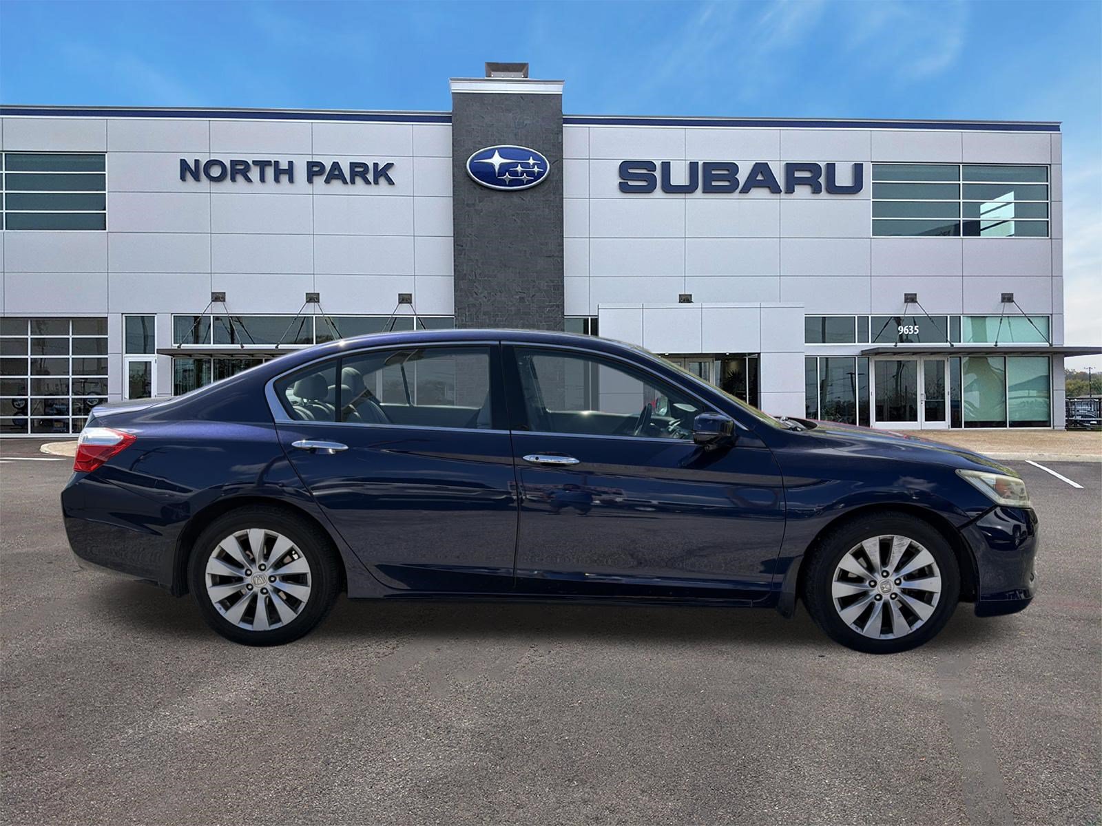 Used 2014 Honda Accord EX-L image 2
