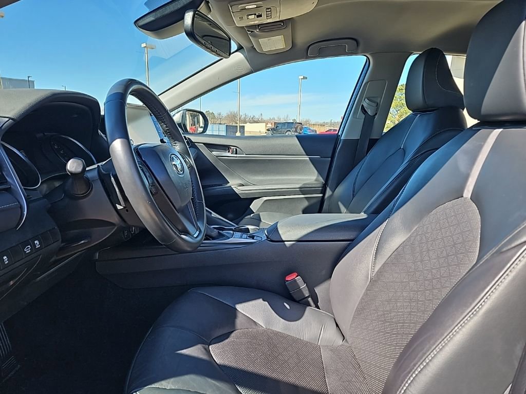 Used 2024 Toyota Camry XSE image 14
