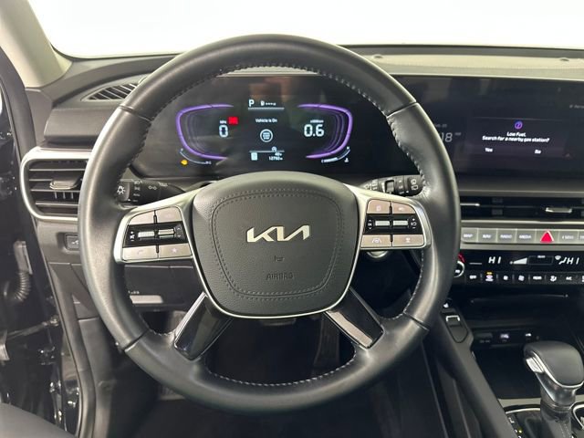 Used 2025 Kia Telluride S image 14