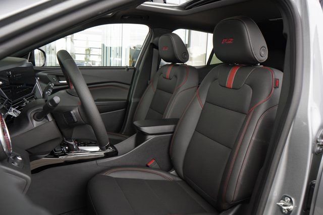 New 2026 Chevrolet Trax RS w/ Sunroof Package image 26