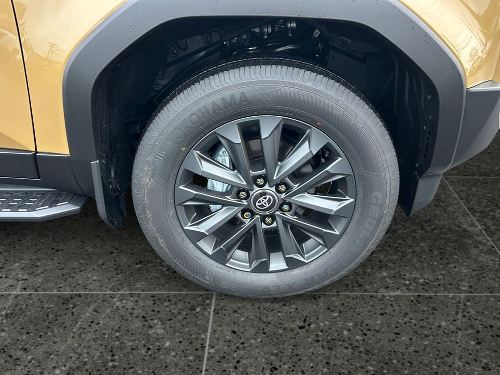 New 2026 Toyota Land Cruiser Base image 9