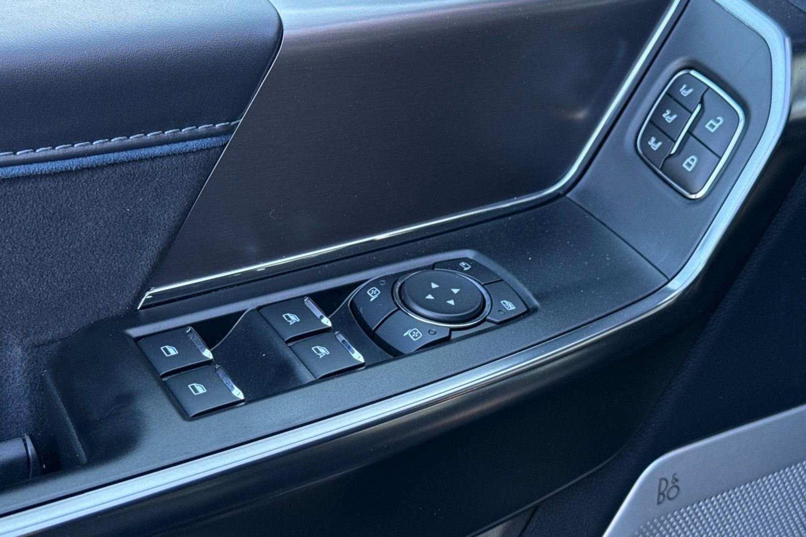 New 2025 Ford F150 Platinum w/ Equipment Group 702A High image 12