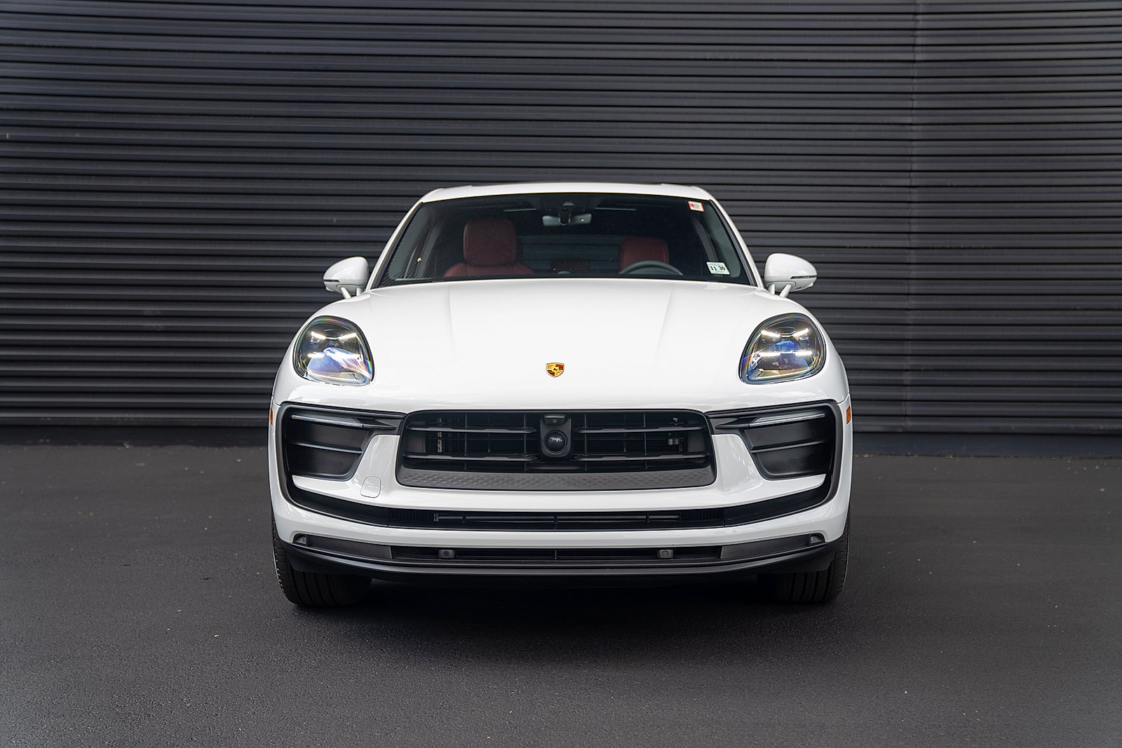 Certified 2026 Porsche Macan AWD/4WD image 25