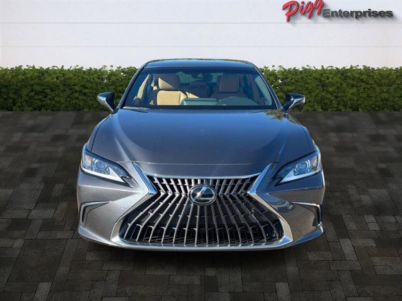 Used 2024 Lexus ES 350 w/ Premium Package image 8