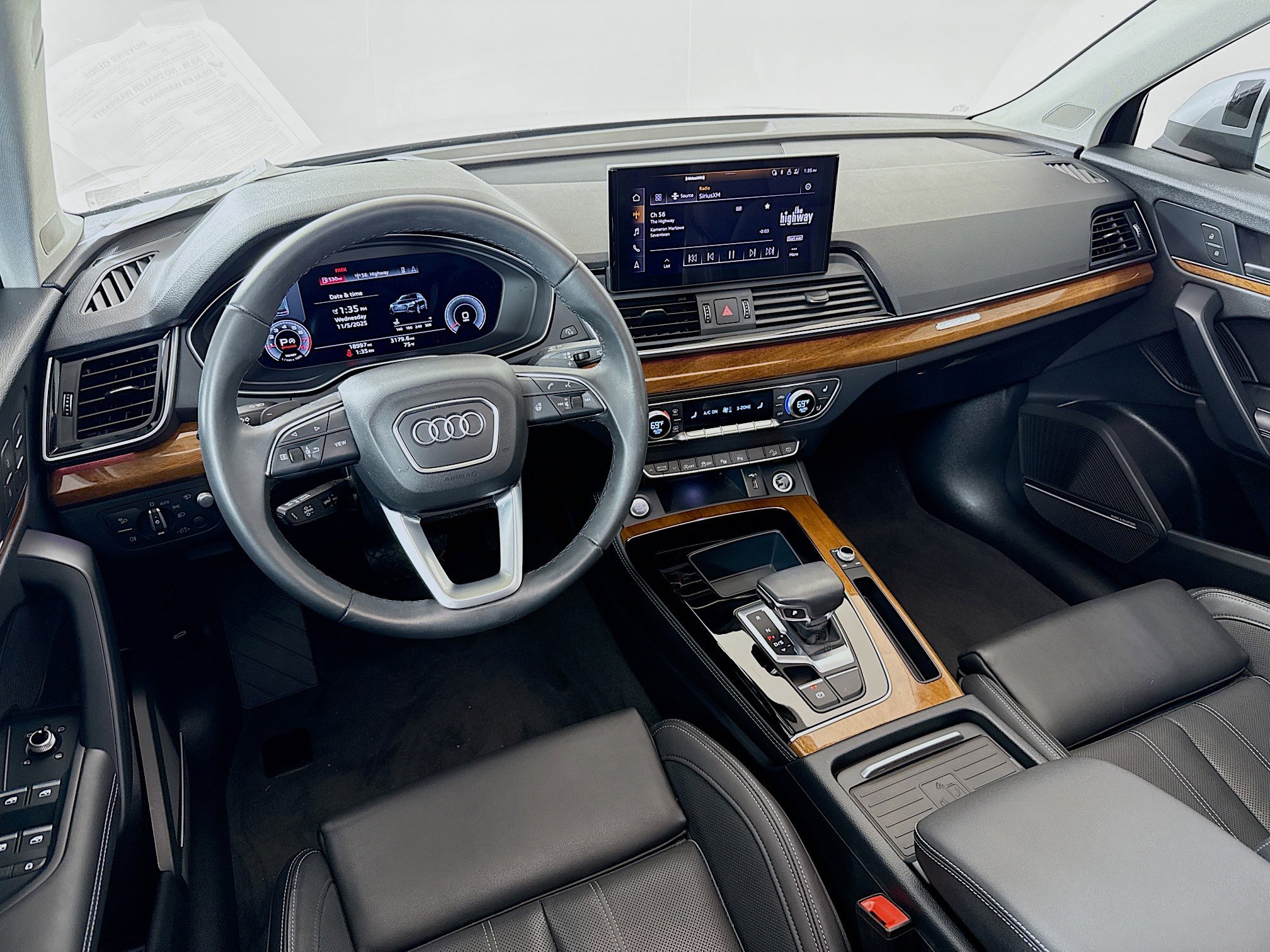 Used 2023 Audi Q5 2.0T Prestige image 25