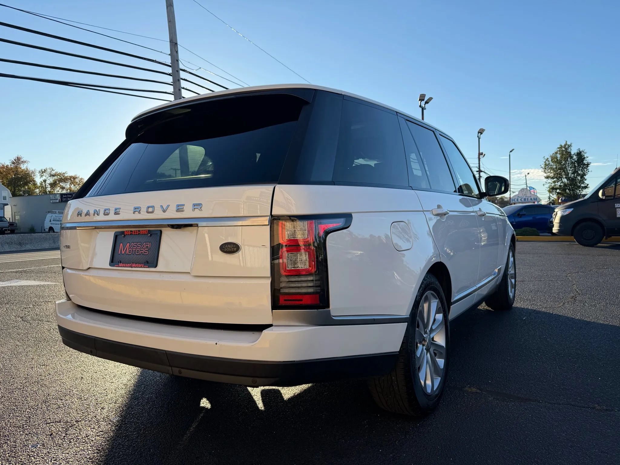 Used 2017 Land Rover Range Rover HSE AWD/4WD image 35