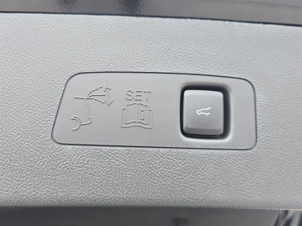 New 2025 Lincoln Corsair Grand Touring w/ Equipment Group 302A image 31