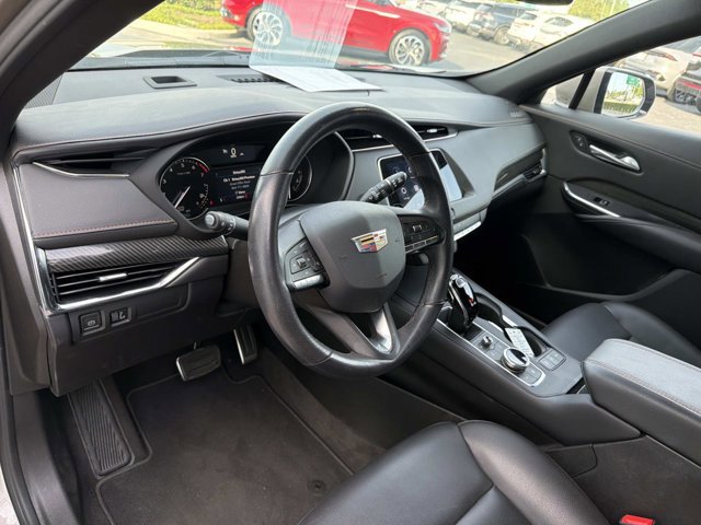 Used 2023 Cadillac XT4 Sport FWD image 15