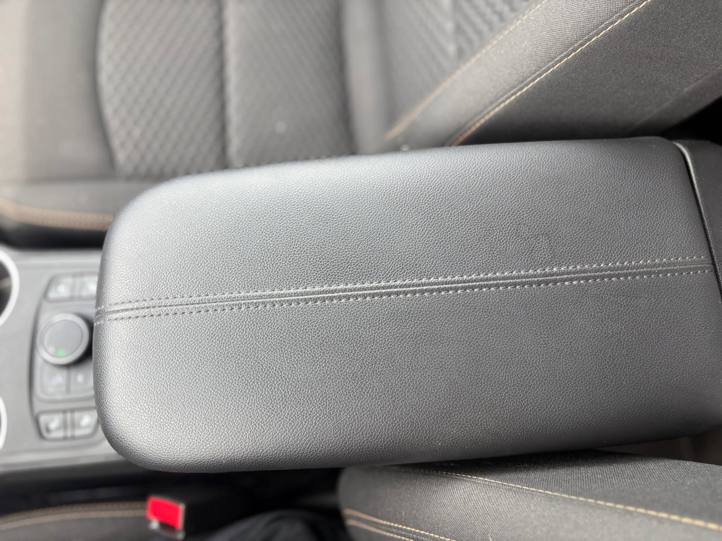 Used 2020 GMC Terrain SLE w/ Driver Convenience Package image 37