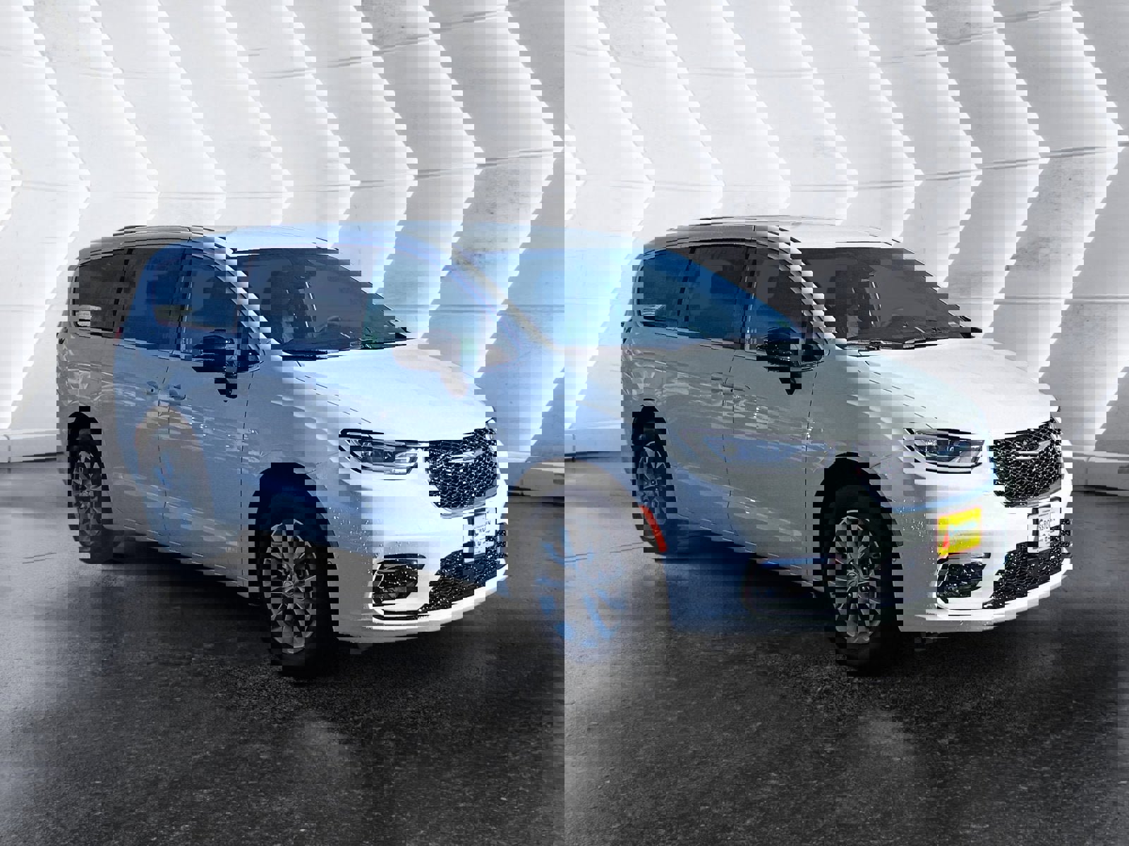 New 2026 Chrysler Pacifica Select image 8